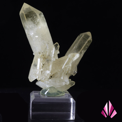 French quartz crystal cluster with two prominent prismatic crystals
