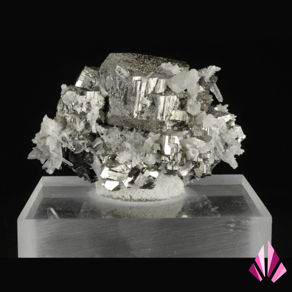 Lustrous pyrite on quartz crystals, main view of the piece