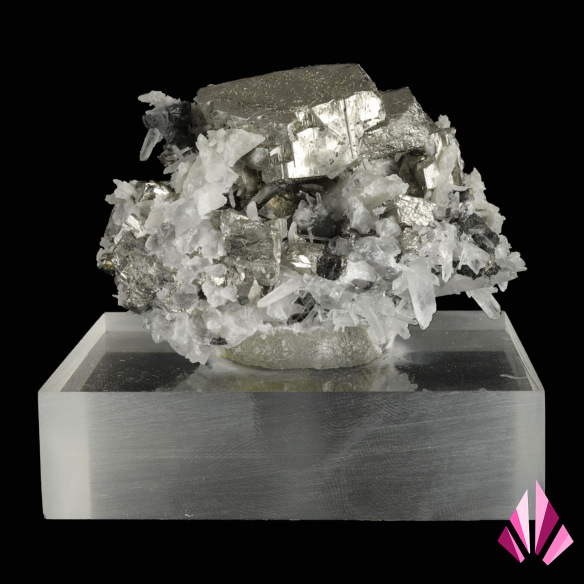 Striated pyrite crystals associated with quartz, rear view of the piece