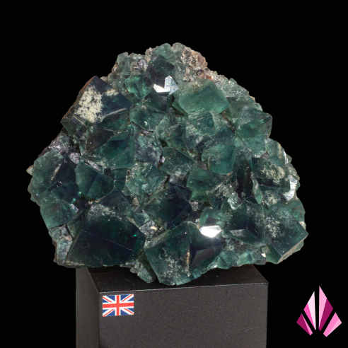 Green fluorite from Diana Maria, England, angled view of cubic crystals in natural light