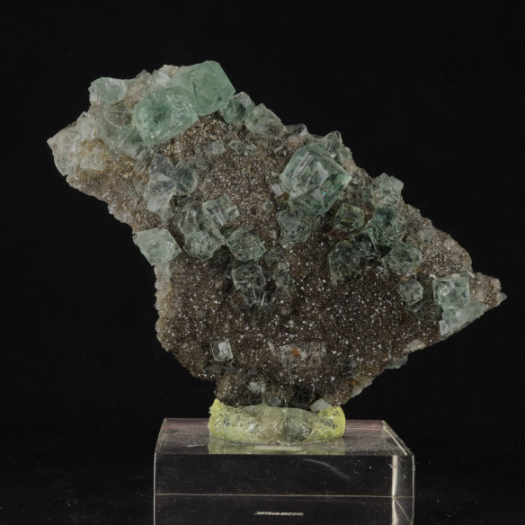 Fluorite on gangue (China)