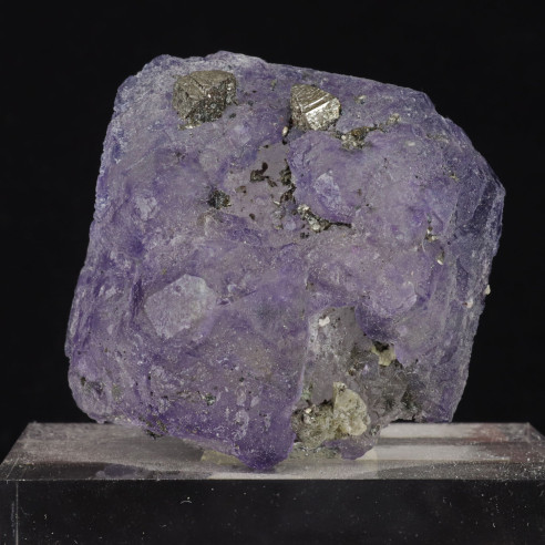Fluorite and chalcopyrite