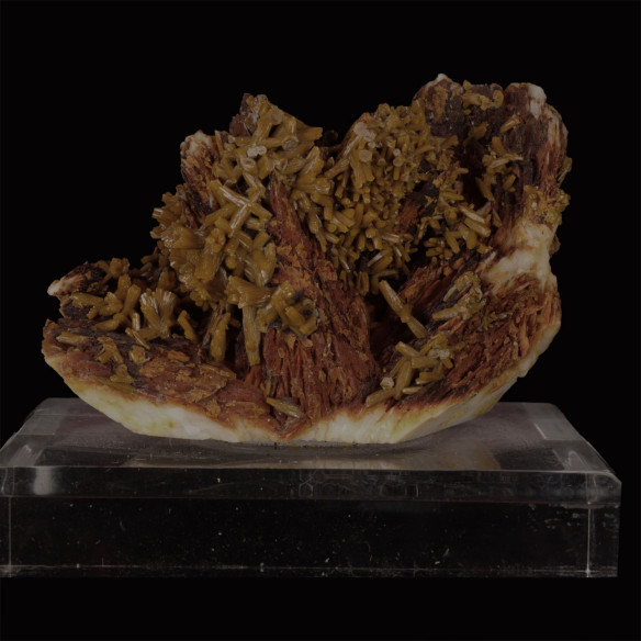 minéraux de Pyromorphite sur barytine