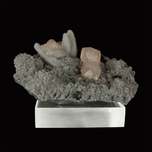 Calcite apophyllite stilbite et quartz (Inde)