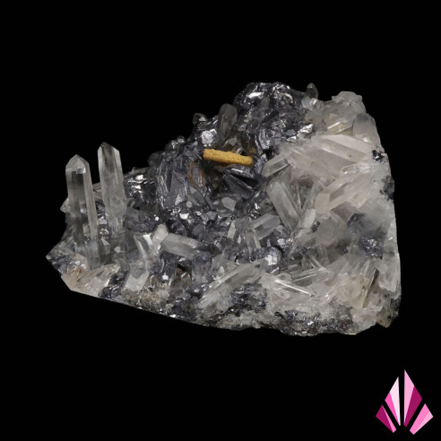 Quartz and galena in association with calcite