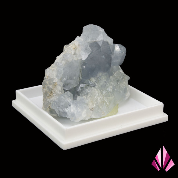 Celestine (LLP-195): L:37mm x W:22mm