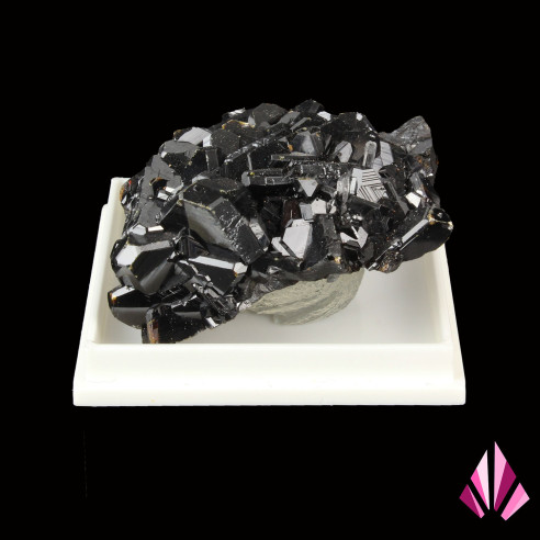 Tetrahedron-shaped Blende marmatite (LLP-003) Madan Bulgarie.