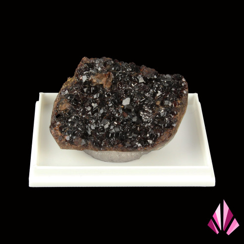 Garnet minerals (LLP-013) from Italia