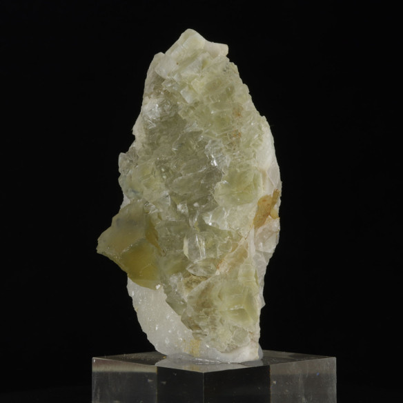 Fluorite & Quartz - L'Avelan, France  Side view.