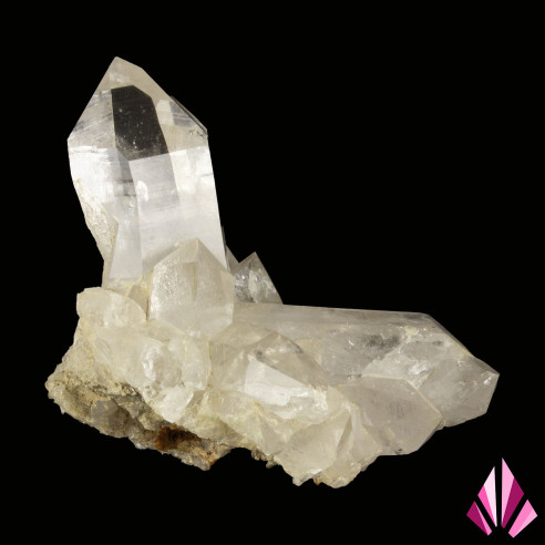 Quartz hyalin France: colorless and transparent.