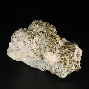 Association of chalcopyrite and manganocalcite (Bulgaria)