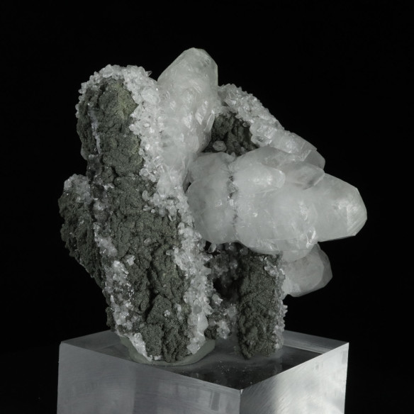 Belle association de calcite ancienne (Maroc)
