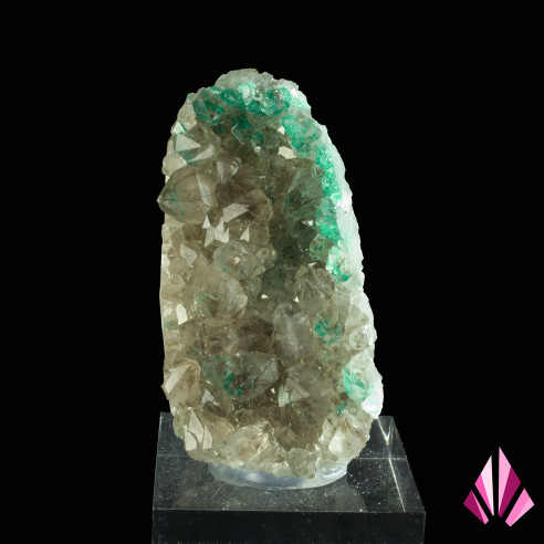 Dioptase and quartz Congo Ref430.